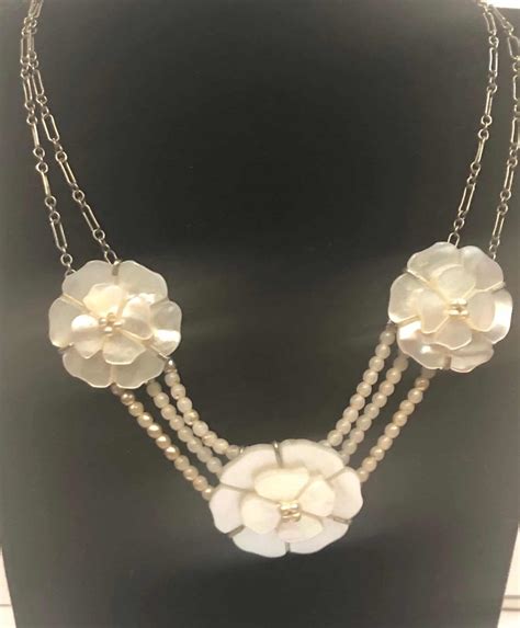 chanel camellia flower necklace